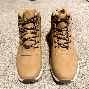 NWB Mens XRAY High Top Snow Boots